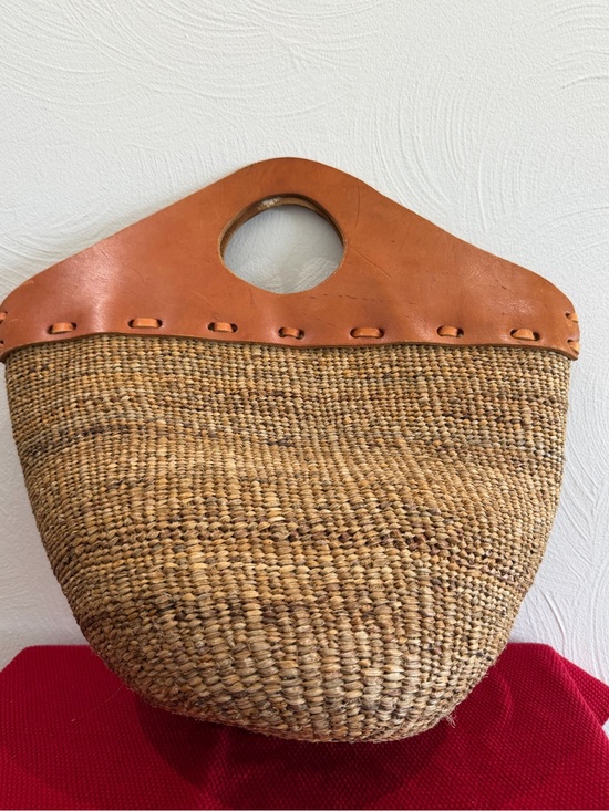 None Handbags - Woven Straw Tote with Tan Leather Handle